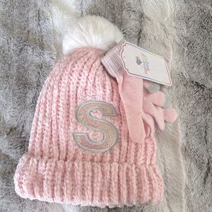 New winter pink hat.